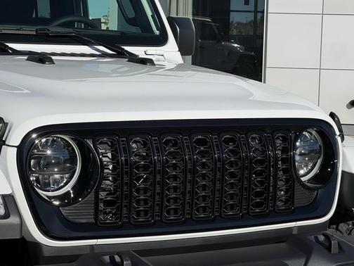 2026 Jeep Gladiator Willys 4x4