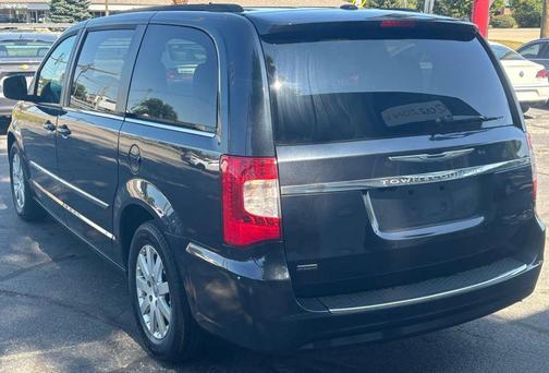 2013 Chrysler Town & Country Touring
