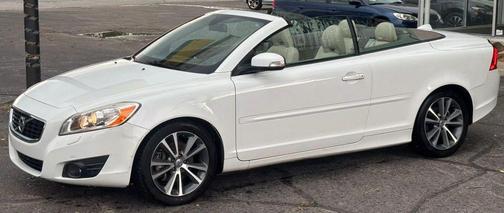 2011 Volvo C70 T5