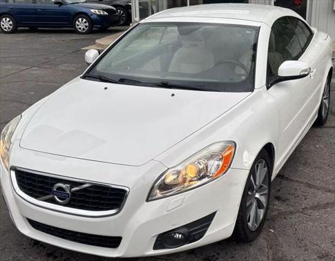 2011 Volvo C70 T5
