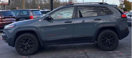 2015 Jeep Cherokee Sport