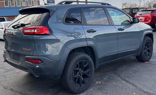 2015 Jeep Cherokee Sport