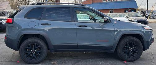 2015 Jeep Cherokee Sport