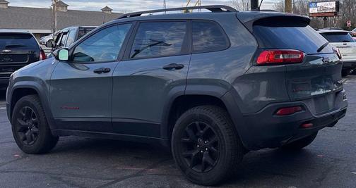 2015 Jeep Cherokee Sport