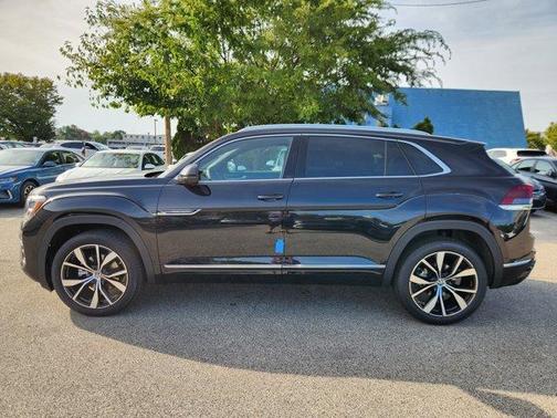 2026 Volkswagen Atlas Cross Sport 2.0T SEL Premium R-Line