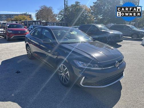 2025 Volkswagen Jetta 1.5T SE