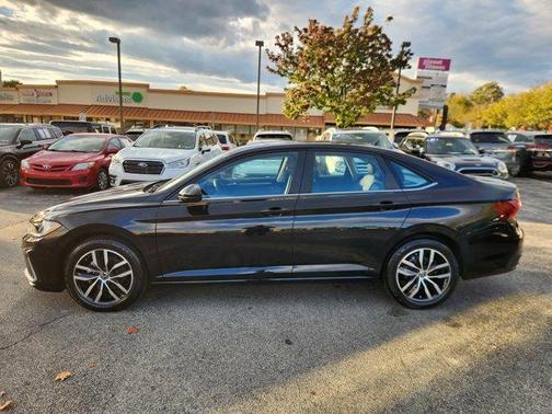 2025 Volkswagen Jetta 1.5T SE