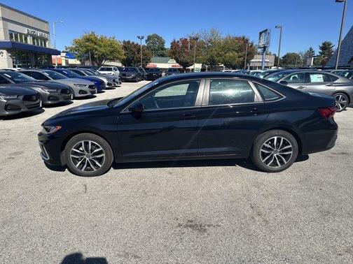 2025 Volkswagen Jetta 1.5T SE