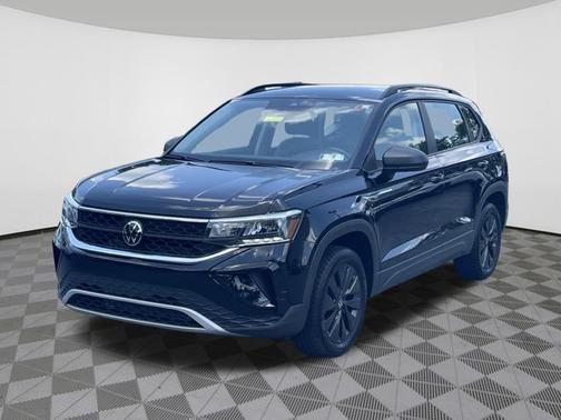 Deep Black Pearl Effect 2024 Volkswagen Taos 1.5T S