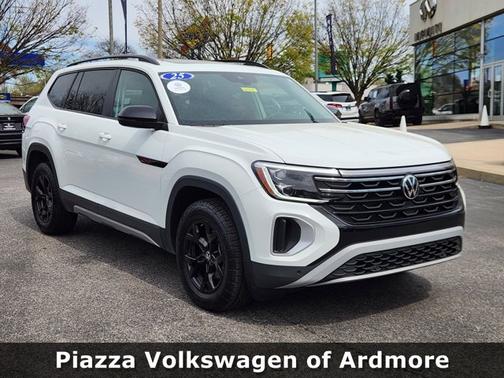 2025 Volkswagen Atlas 2.0T Peak Edition