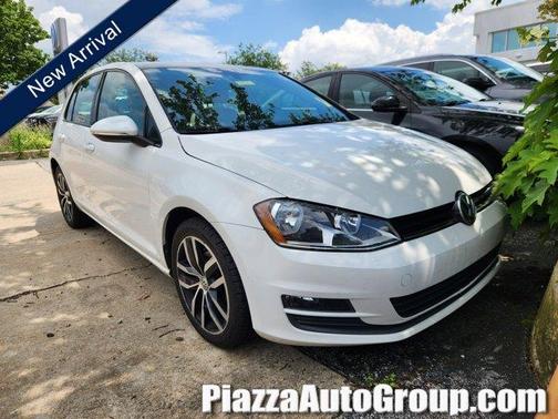 2016 Volkswagen Golf TSI SE