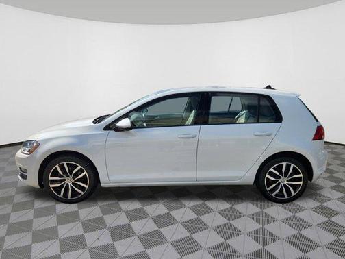 2016 Volkswagen Golf TSI S