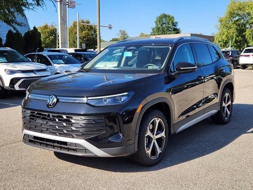 2025 Volkswagen Tiguan 2.0T SE
