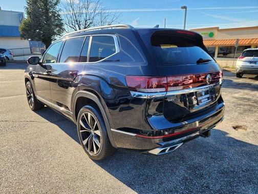 2024 Volkswagen Atlas 2.0T SEL Premium R-Line