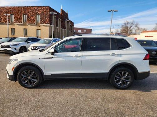 2022 Volkswagen Tiguan 2.0T SE