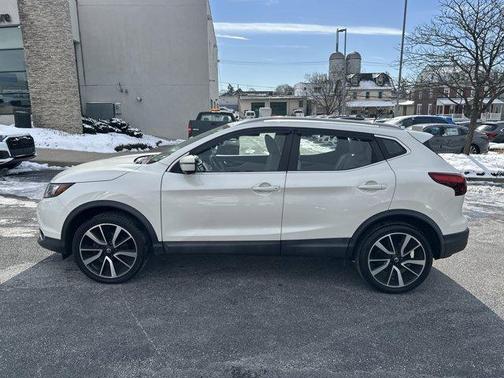 2017 Nissan Rogue Sport SL