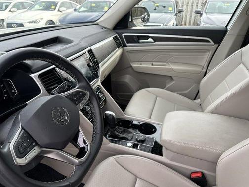 2023 Volkswagen Atlas 2.0T SE