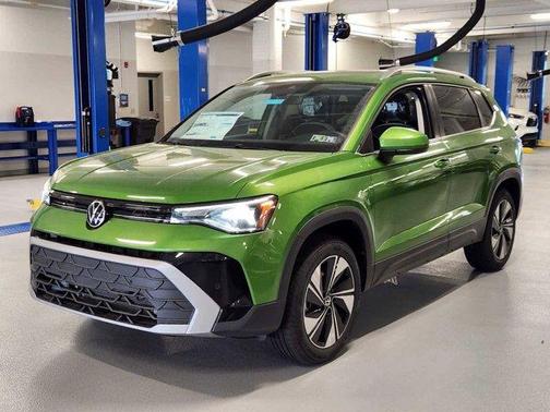 2025 Volkswagen Taos 1.5T SE