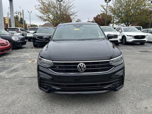 2022 Volkswagen Tiguan 2.0T SE R-Line Black