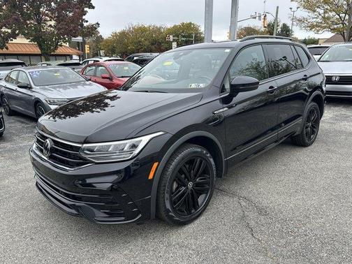 2022 Volkswagen Tiguan 2.0T SE R-Line Black
