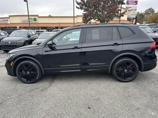 2022 Volkswagen Tiguan 2.0T SE R-Line Black