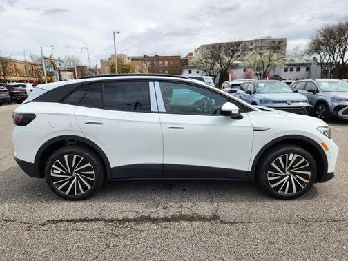 2025 Volkswagen ID.4 Pro