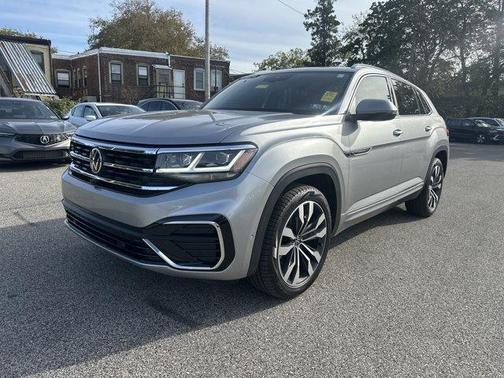 2022 Volkswagen Atlas Cross Sport 3.6L V6 SEL Premium R-Line