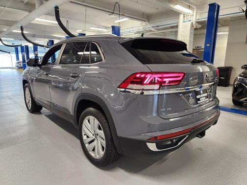 2022 Volkswagen Atlas Cross Sport 3.6L V6 SE w/Technology