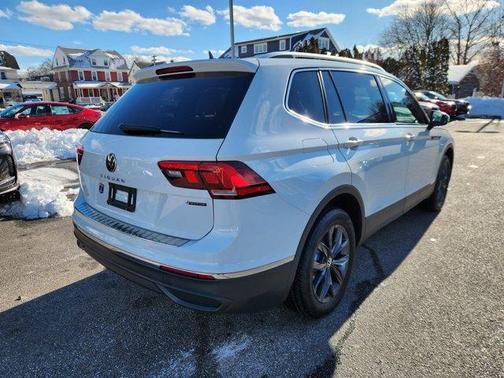 2022 Volkswagen Tiguan 2.0T SE