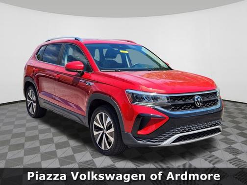 Kings Red 2023 Volkswagen Taos 1.5T SE