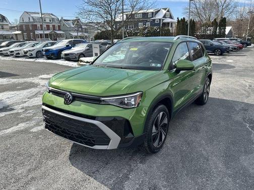 2025 Volkswagen Taos 1.5T SE