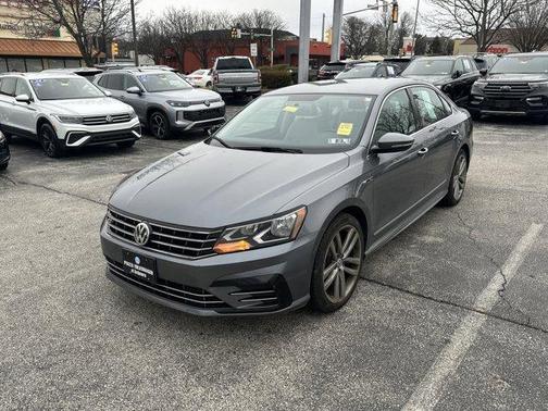 2017 Volkswagen Passat 1.8T R-Line