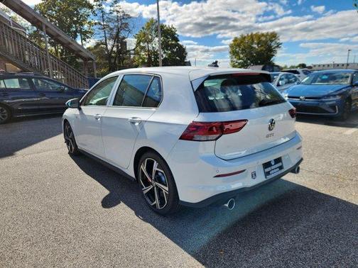 2025 Volkswagen Golf GTI 2.0T SE