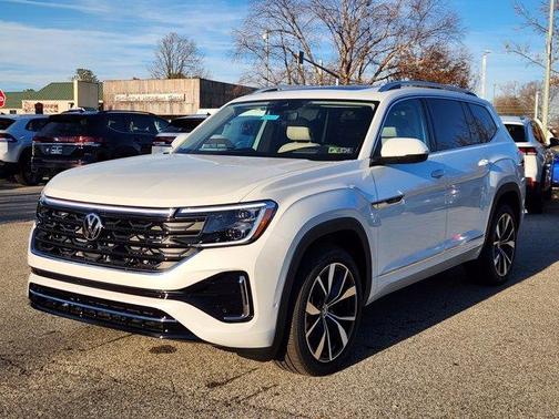 2026 Volkswagen Atlas 2.0T SEL Premium R-Line