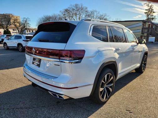 2026 Volkswagen Atlas 2.0T SEL Premium R-Line