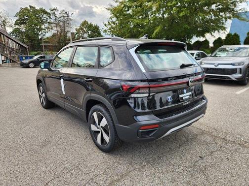 2025 Volkswagen Taos 1.5T S