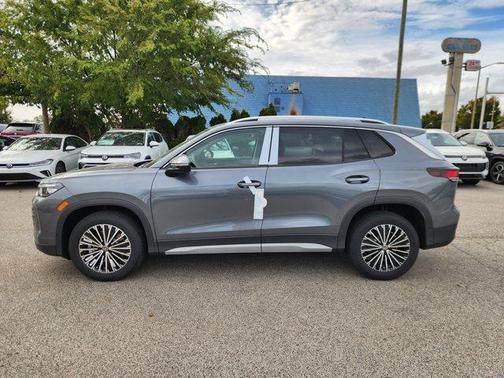 2025 Volkswagen Tiguan 2.0T S