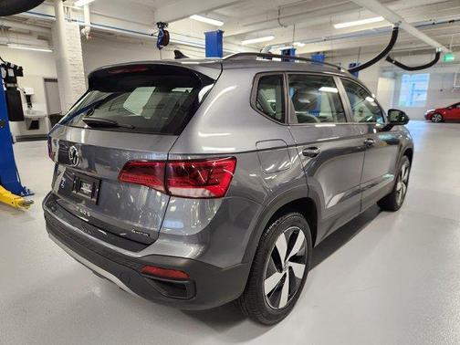 2024 Volkswagen Taos 1.5T S