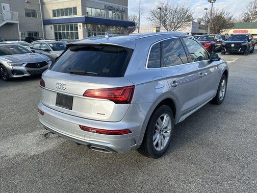 2023 Audi Q5 45 S line quattro Premium