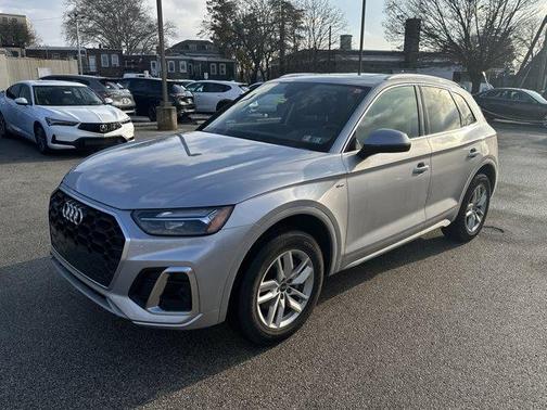 2023 Audi Q5 45 S line quattro Premium