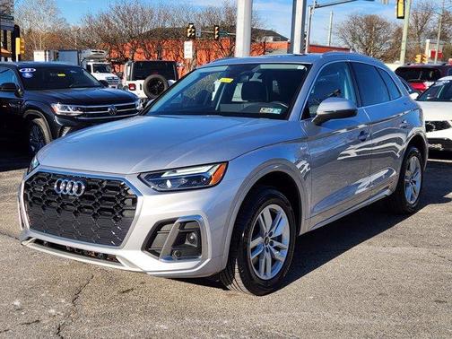 2023 Audi Q5 45 S line quattro Premium