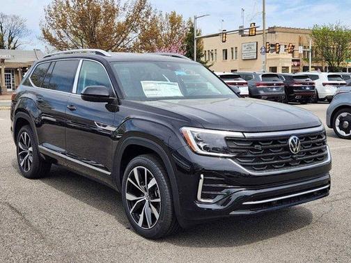 2025 Volkswagen Atlas 2.0T SEL Premium R-Line