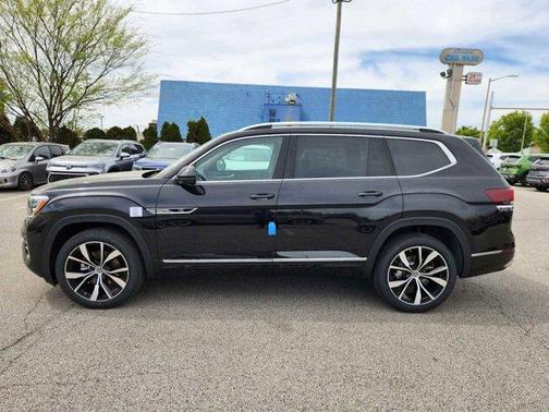 2025 Volkswagen Atlas 2.0T SEL Premium R-Line