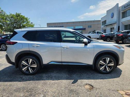 2021 Nissan Rogue SL