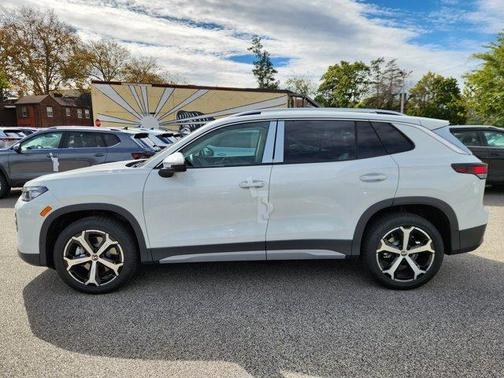 2025 Volkswagen Tiguan 2.0T SE
