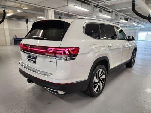 2024 Volkswagen Atlas 2.0T SEL