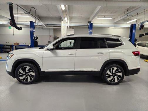 2024 Volkswagen Atlas 2.0T SEL