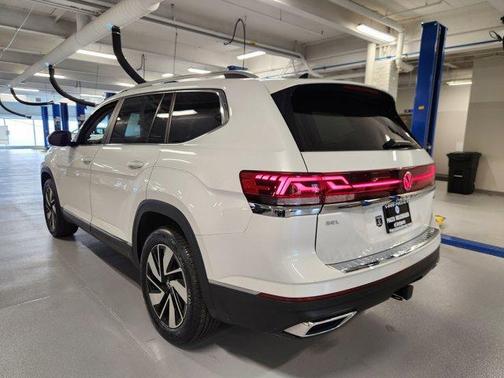 2024 Volkswagen Atlas 2.0T SEL