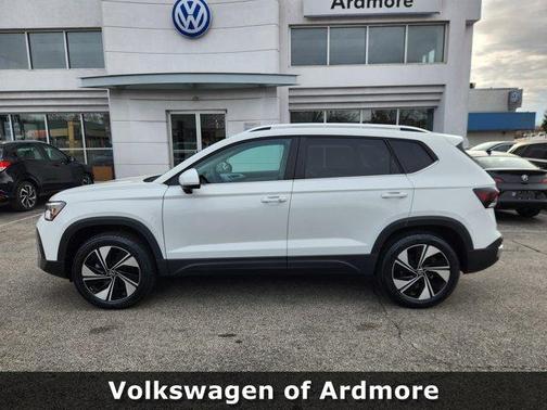 2025 Volkswagen Taos 1.5T SE