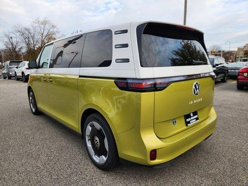 2025 Volkswagen ID. Buzz Pro S Plus